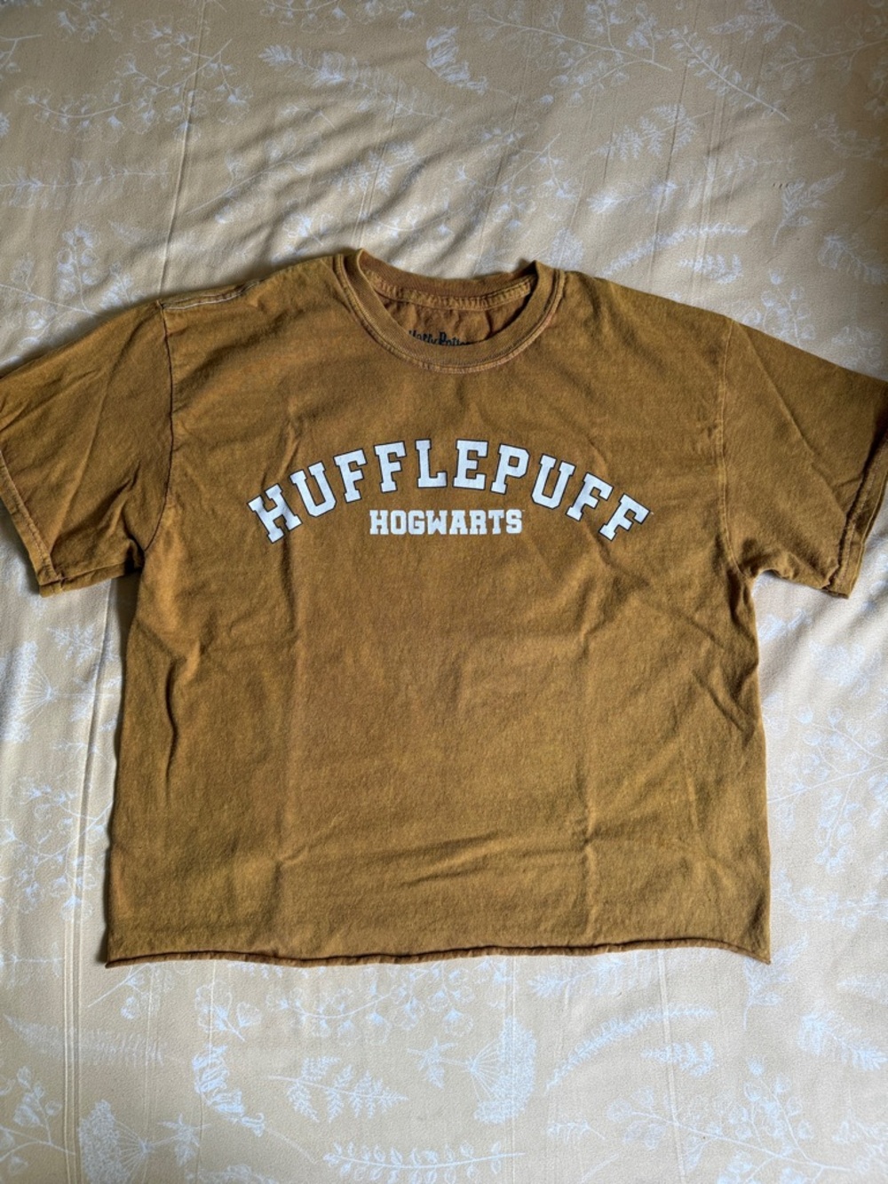 Hufflepuff Hogwarts T-Shirt - Mustard Yellow